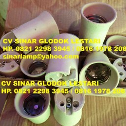Fitting Keramik Jambu Dop E40